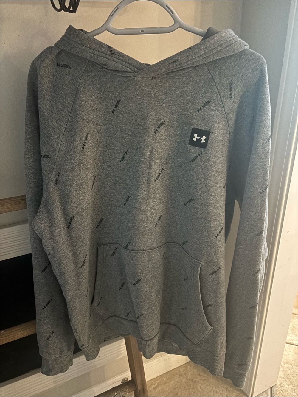 Mens Under Armour hoodie
